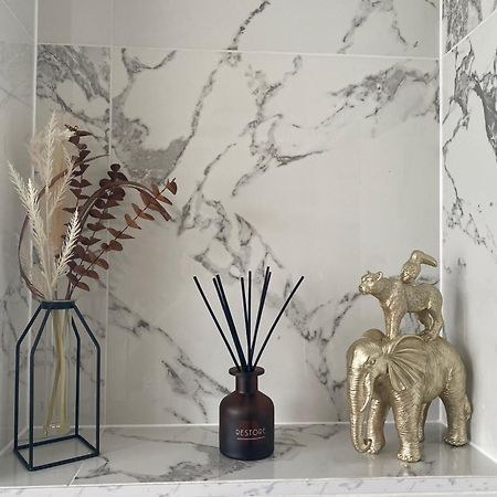 Modern Annex On The Outskirts Of Bath And Bristo Saltford エクステリア 写真